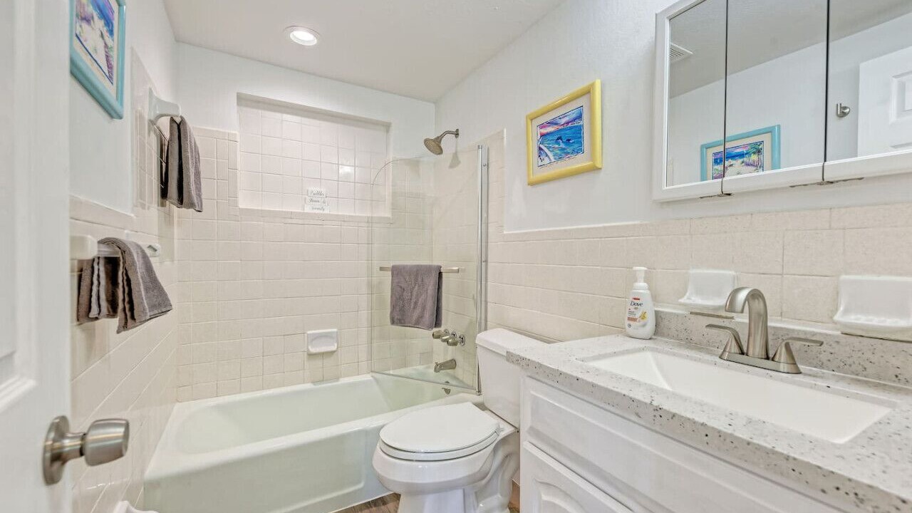 Photo of Bathroom in Englewood