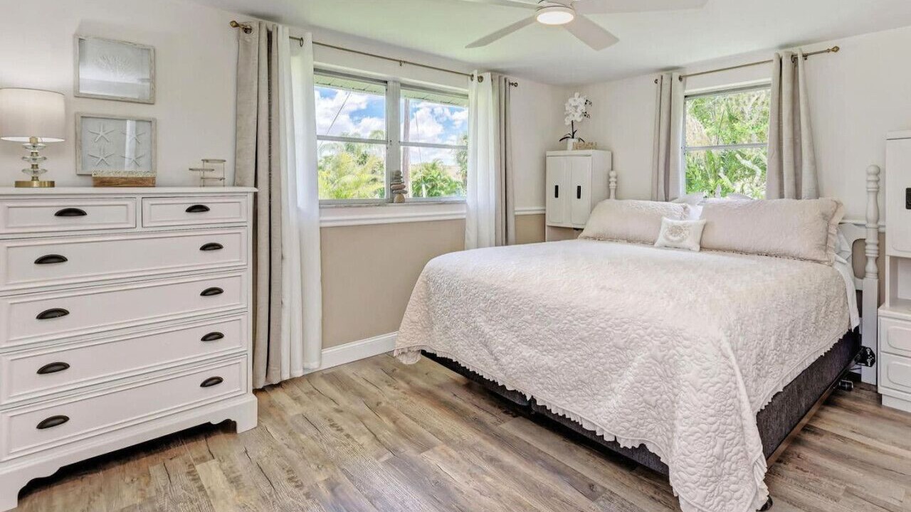 Photo of Bedroom in Englewood