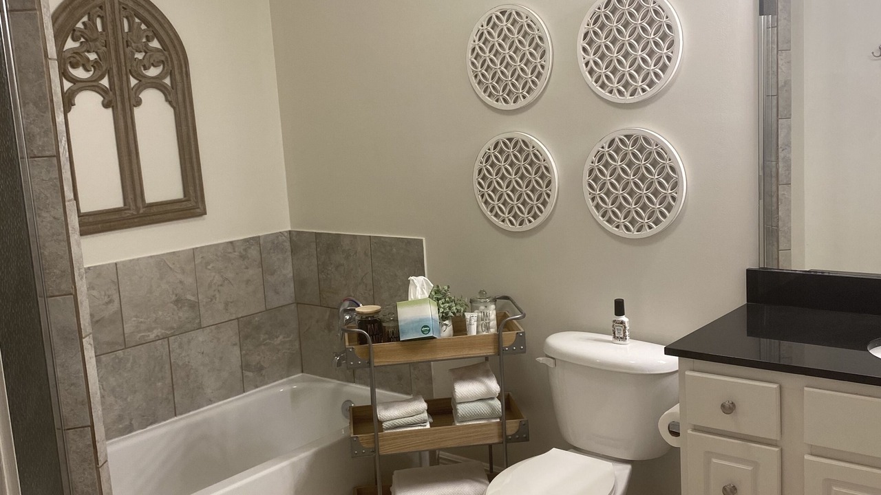 Photo of Bathroom in Tuscaloosa