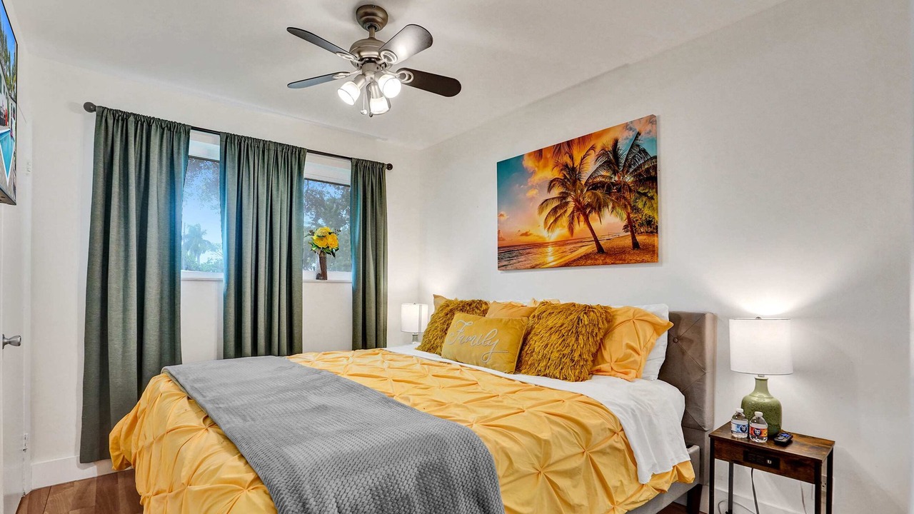 Photo of Bedroom in Sunset