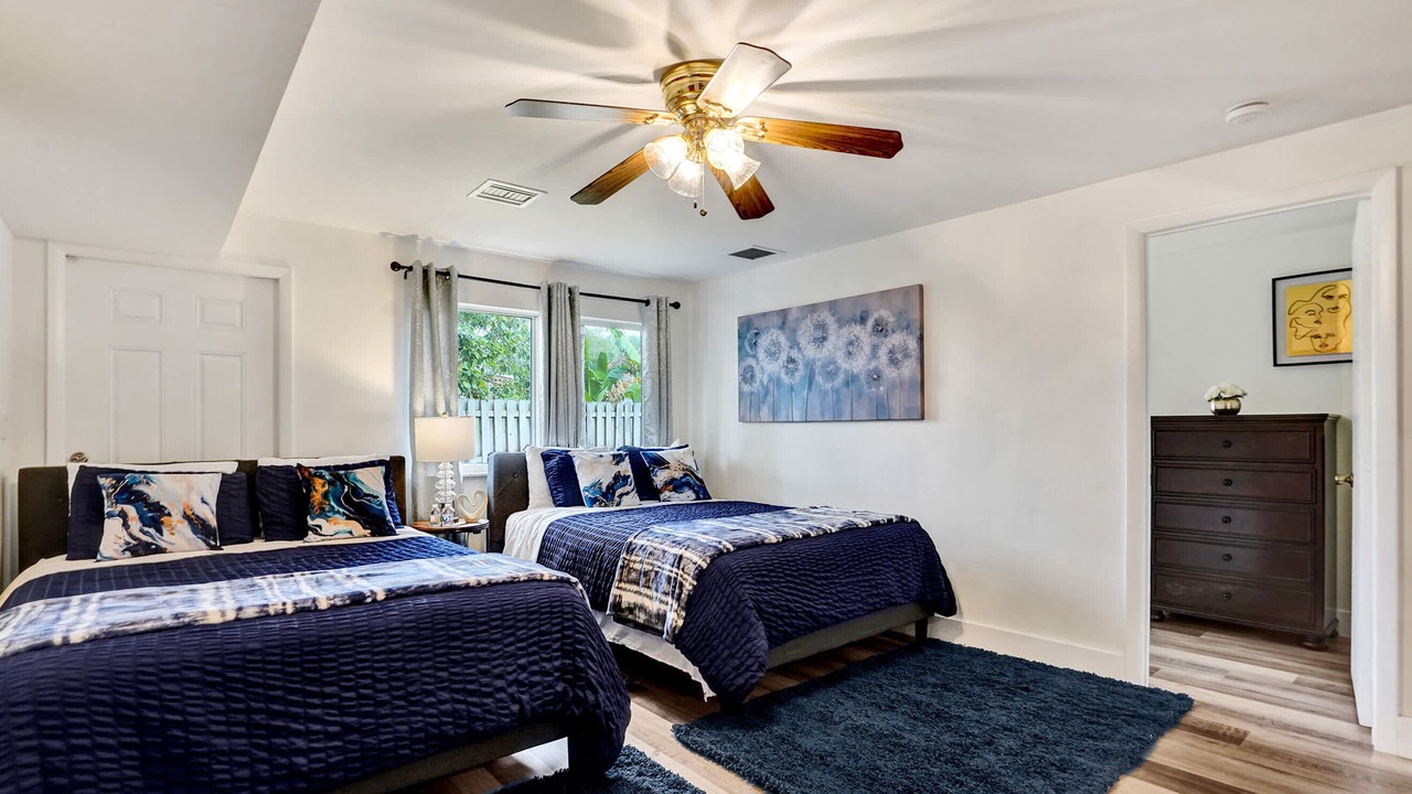 Photo of Bedroom in Sunset