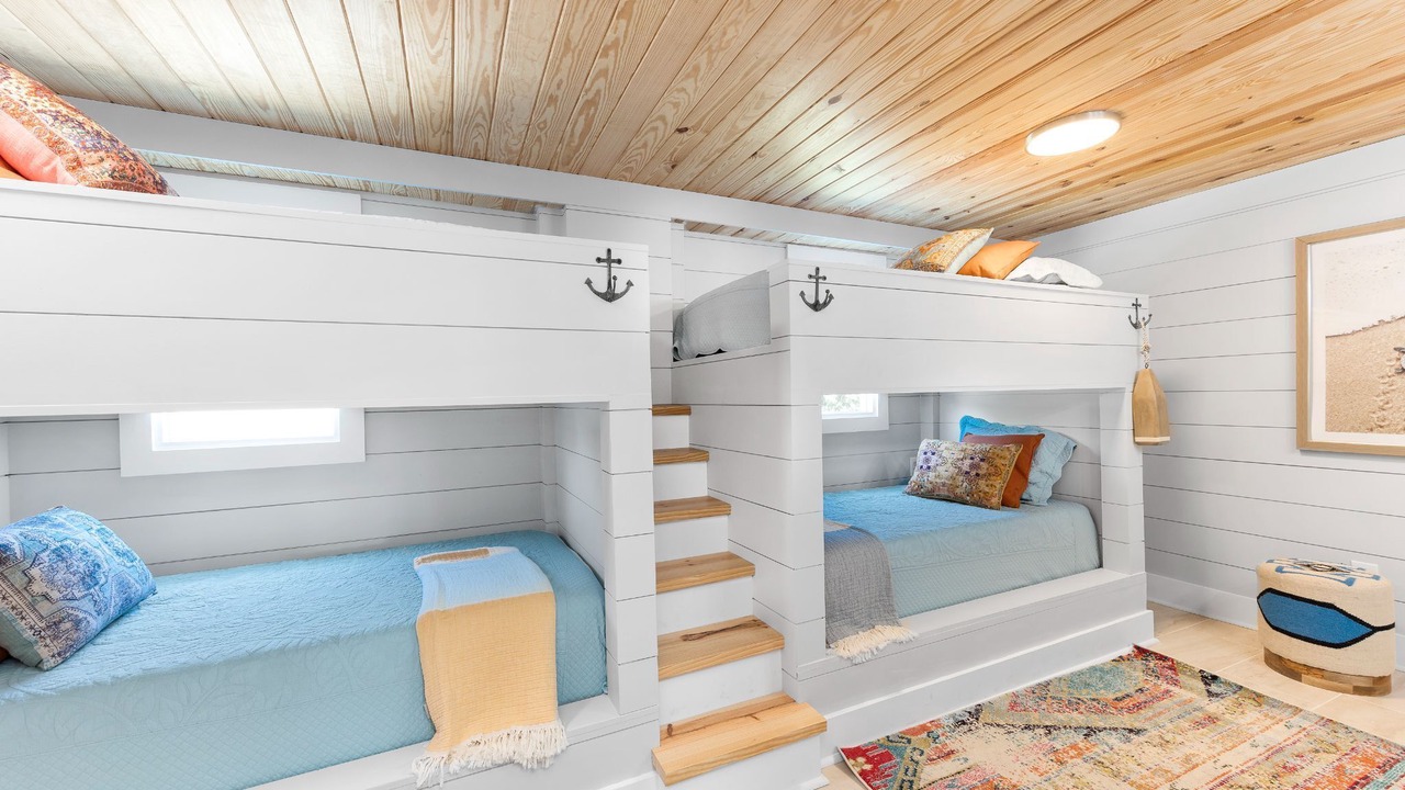 Photo of Bedroom in Ono Island