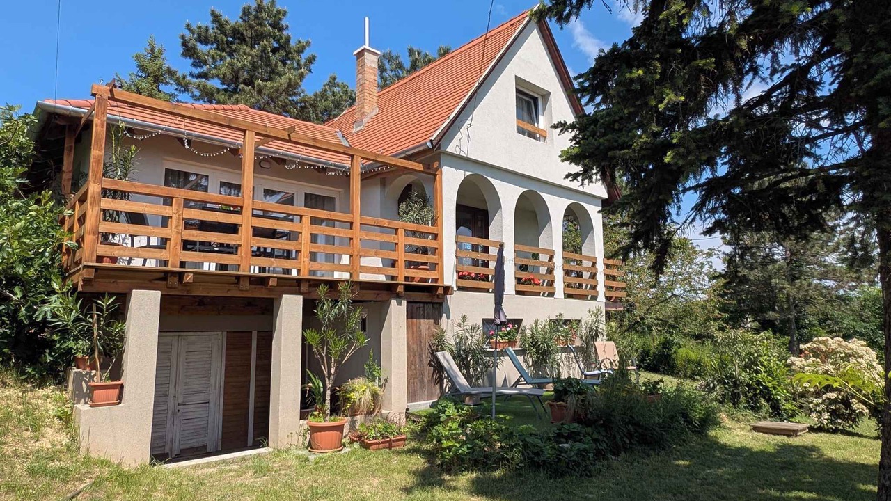 Photo of Outdoor in Pakozd