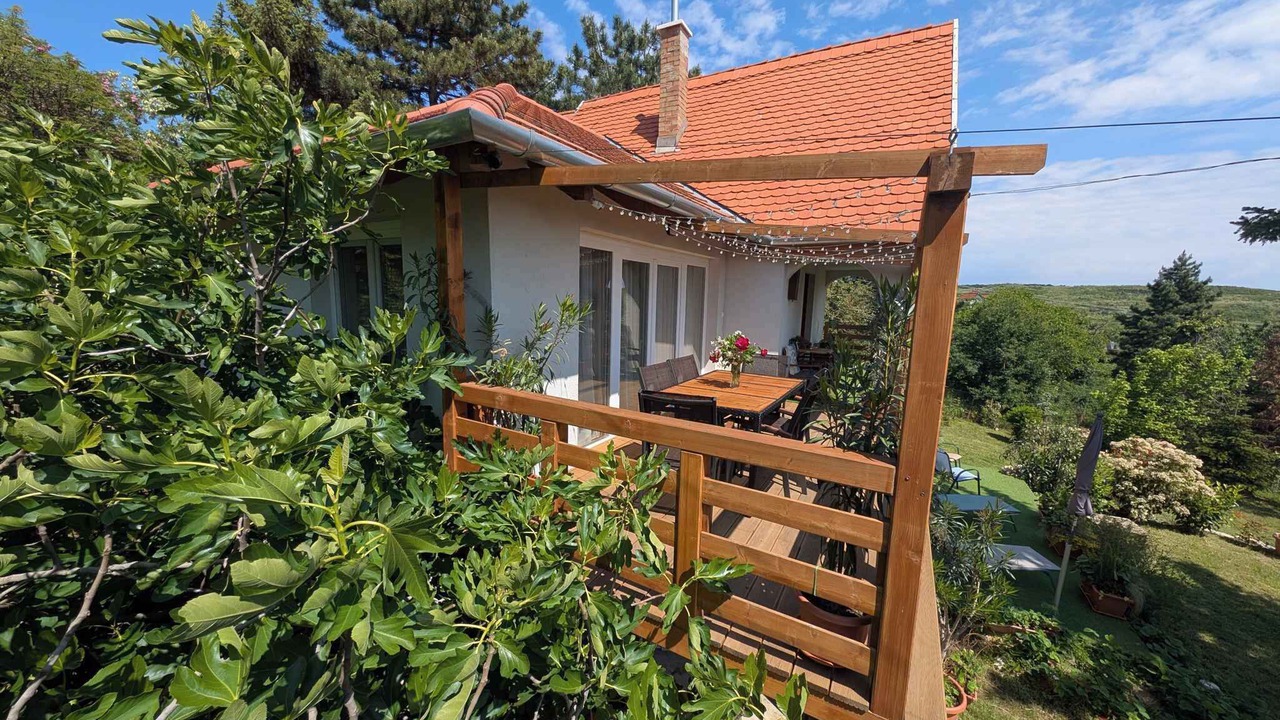 Photo of Outdoor in Pakozd
