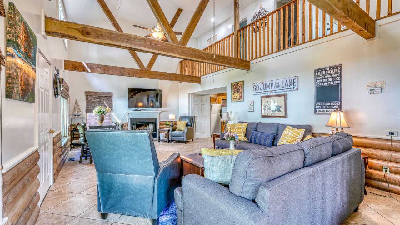 Photo of Livingroom in Town Creek