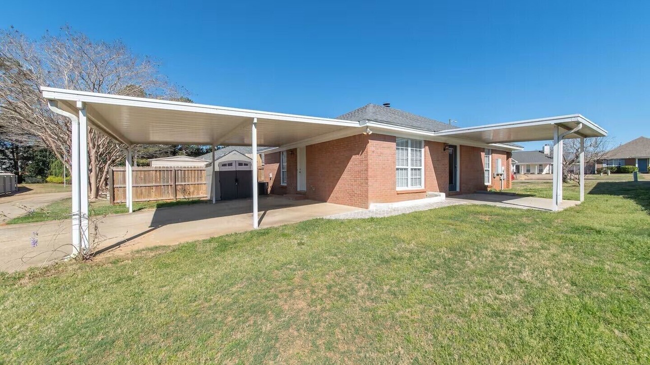 Photo of Outdoor in Prattville