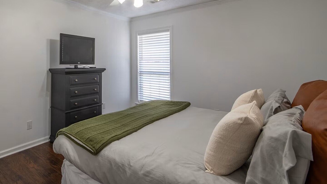 Photo of Bedroom in Prattville