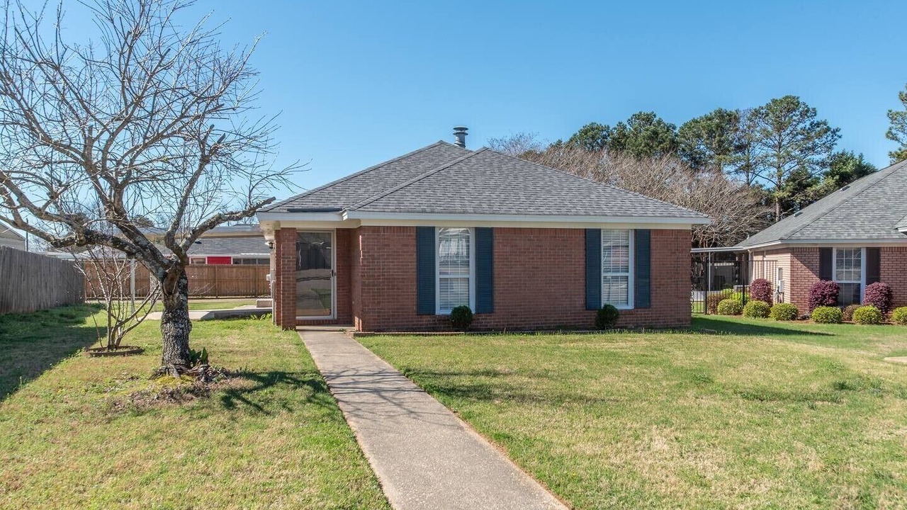 Photo of Outdoor in Prattville