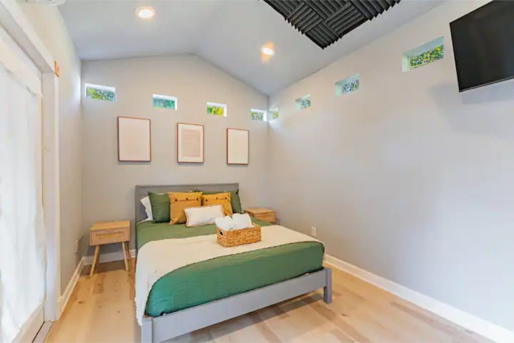 Photo of Bedroom in Seminole Heights