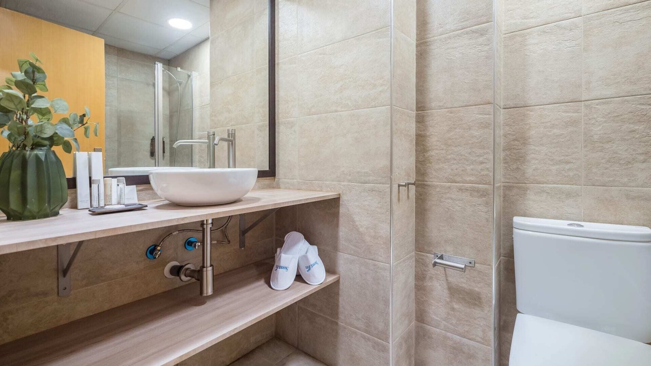 Photo of Bathroom in La Nova Esquerra de l'Eixample