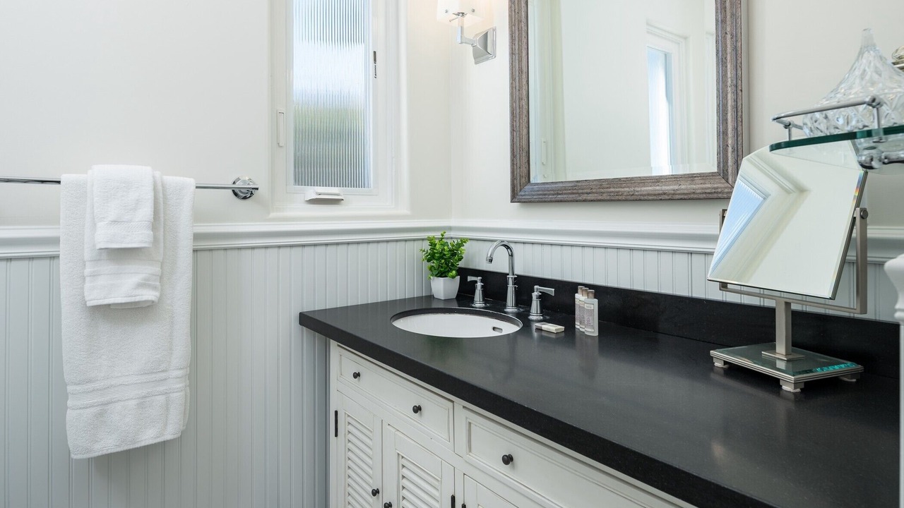 Photo of Bathroom in Coronado