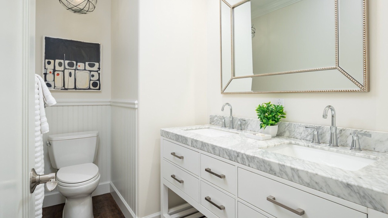 Photo of Bathroom in Coronado