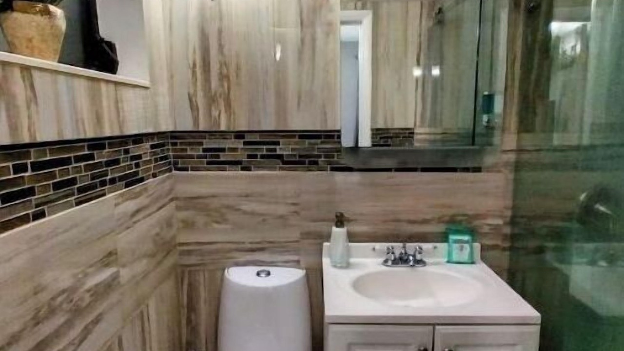 Photo of Bathroom in West Park