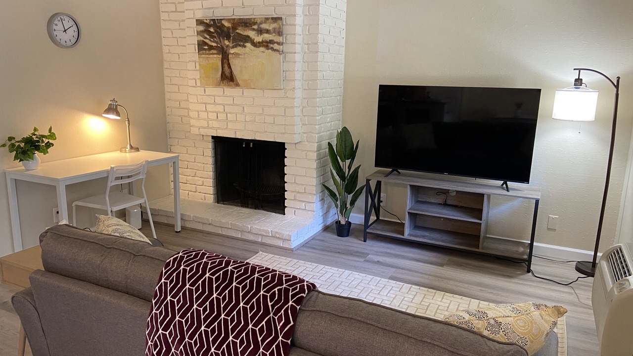 Photo of Livingroom in Lafayette