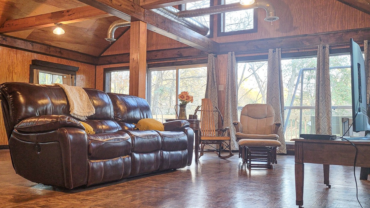 Photo of Livingroom in Centreville