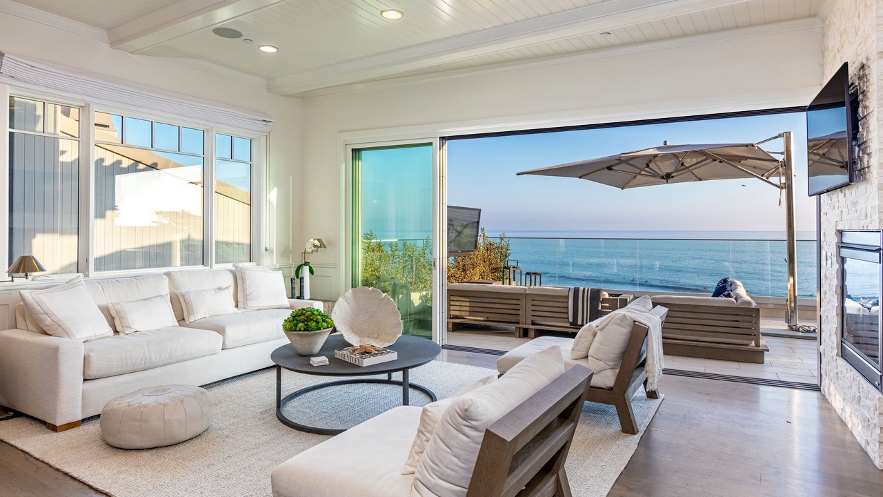 Photo of Bedroom in Western Malibu