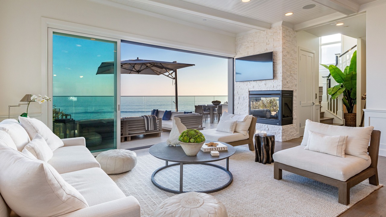 Photo of Bedroom in Western Malibu