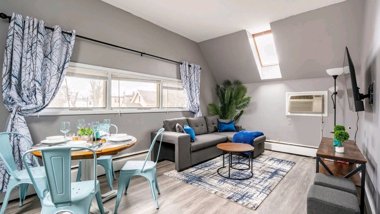 Photo of Livingroom in Poughkeepsie