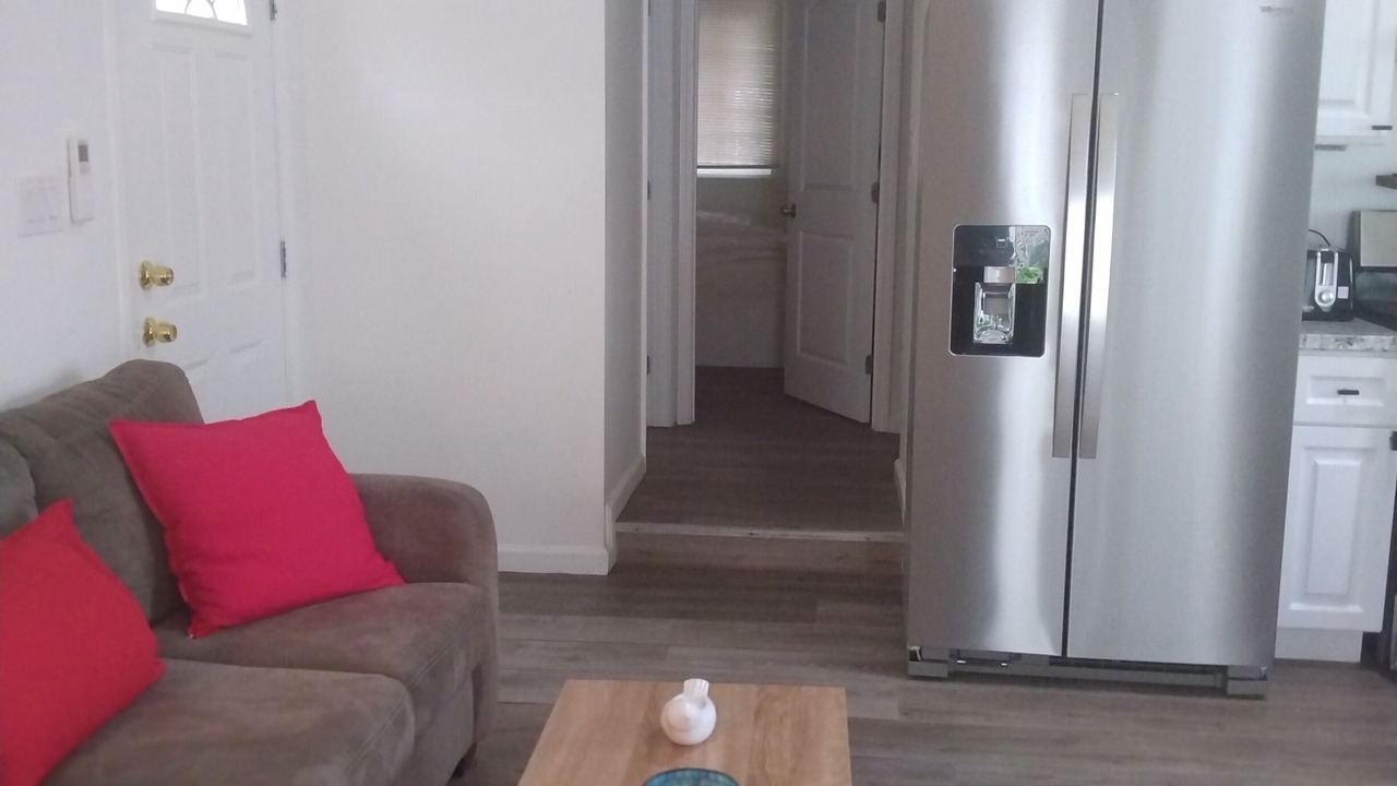 Photo of Livingroom in Woodland Hills
