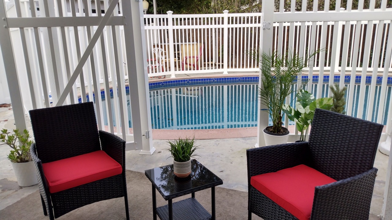 Photo of Patio Balcony in Woodland Hills