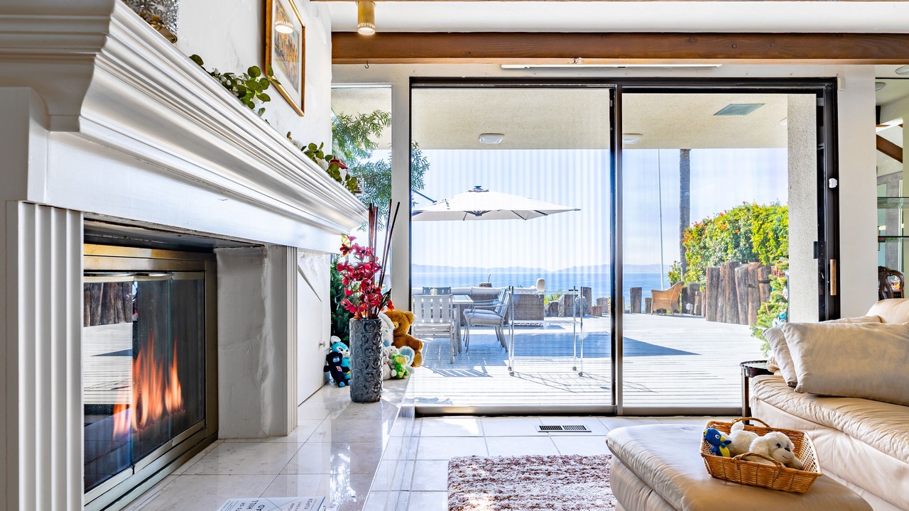 Photo of Livingroom in Coastal San Pedro