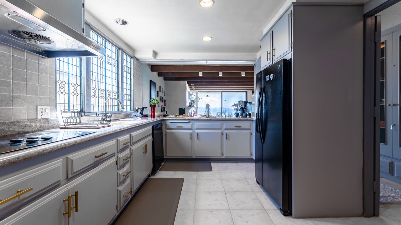 Photo of Kitchen in Coastal San Pedro