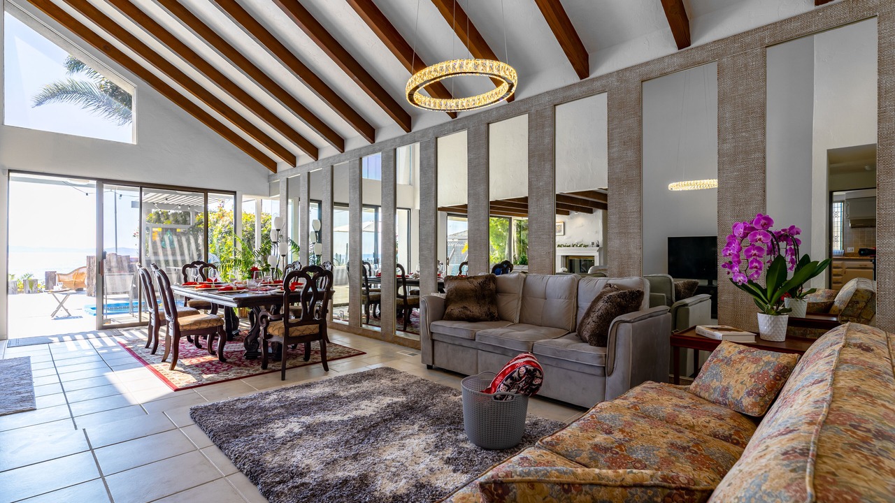 Photo of Livingroom in Coastal San Pedro