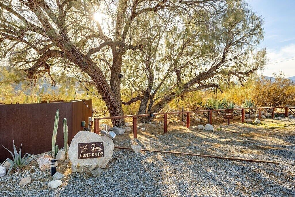 Photo of Others in Morongo Valley