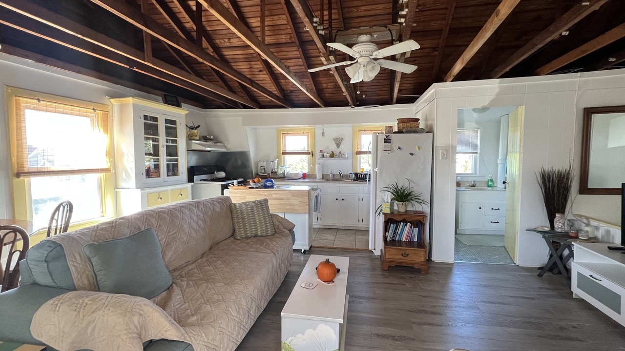 Photo of Livingroom in Osbornsville