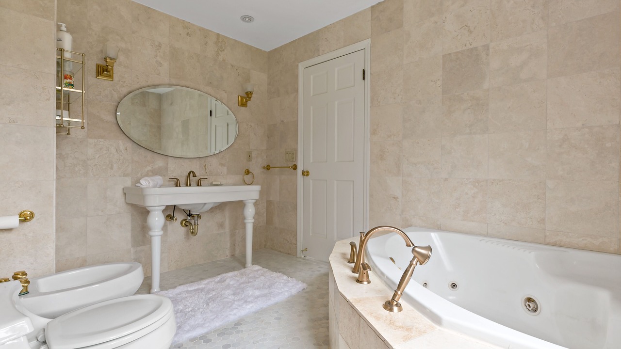 Photo of Bathroom in Pound Ridge