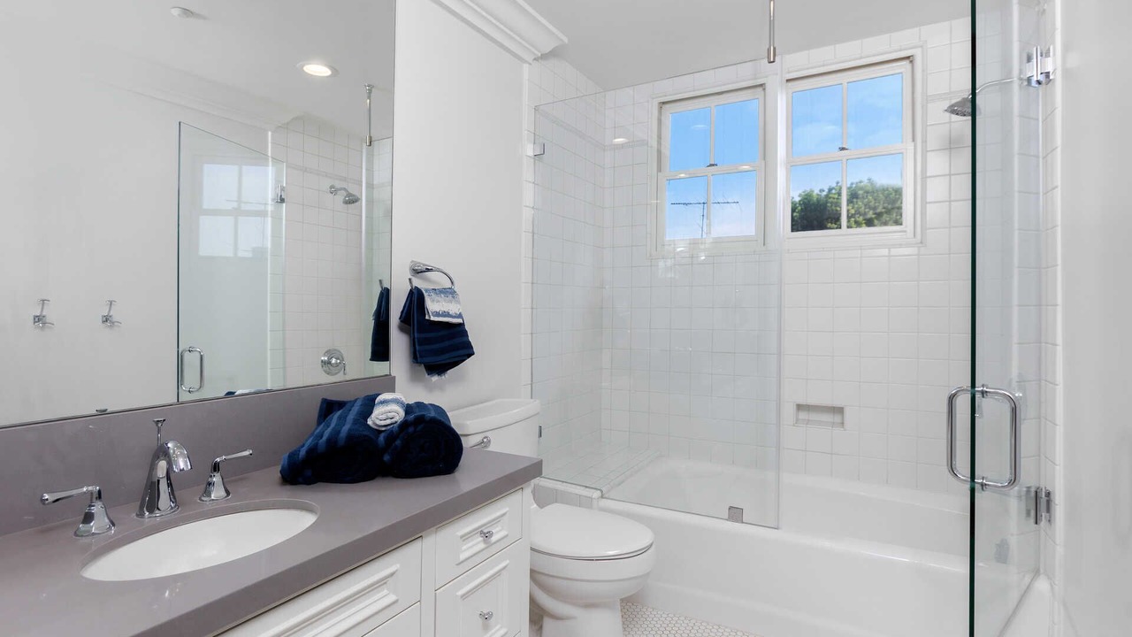Photo of Bathroom in The Flats