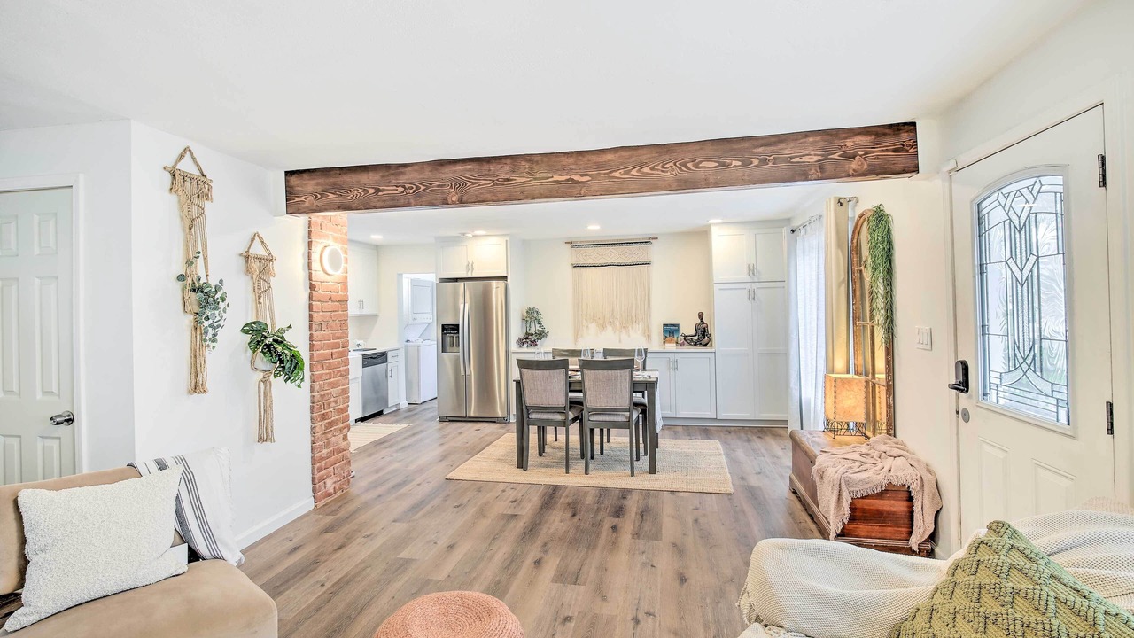 Photo of Livingroom in East Village