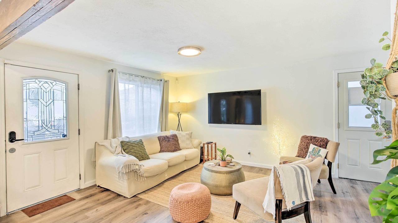 Photo of Livingroom in East Village
