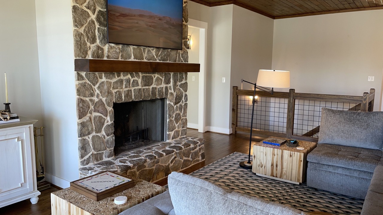 Photo of Livingroom in Little Kowaliga