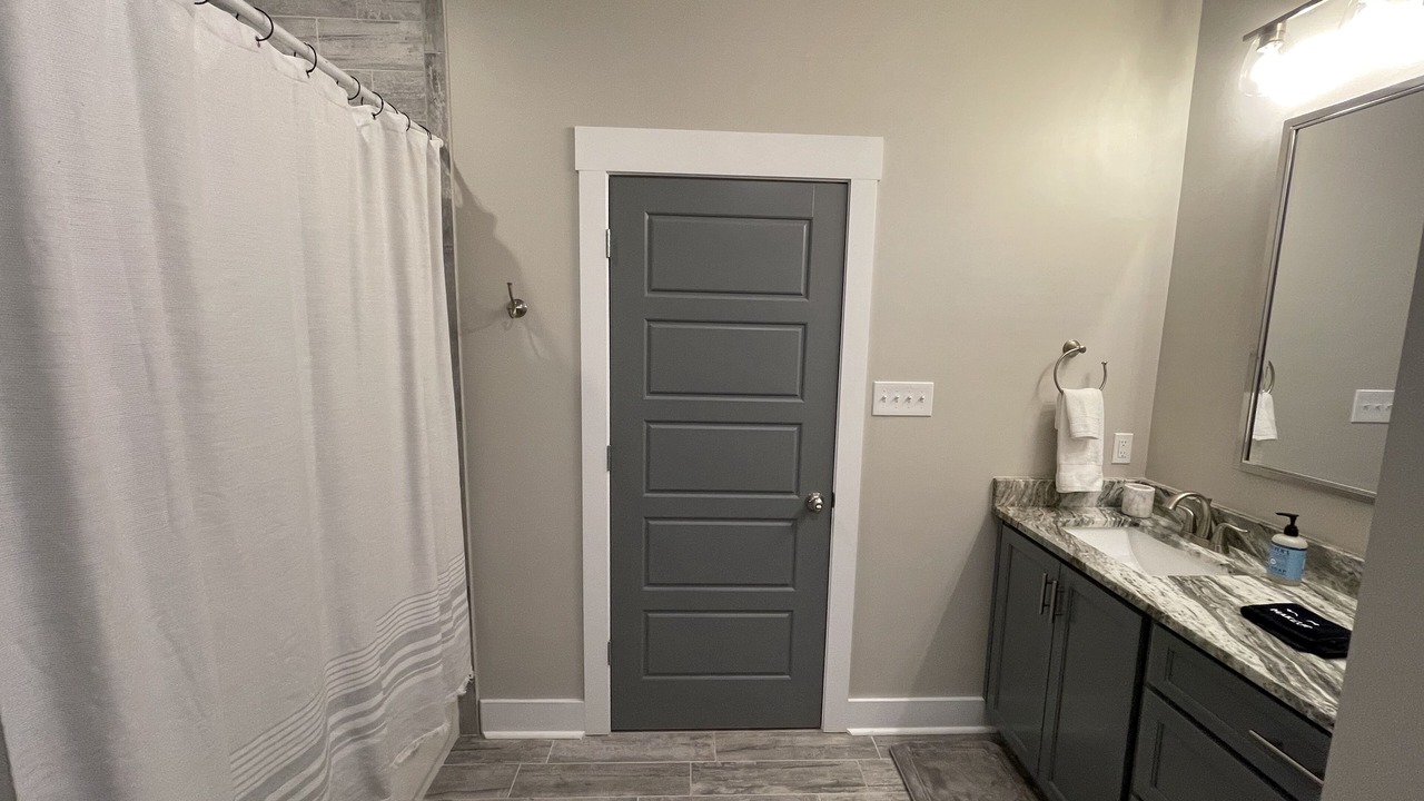 Photo of Bathroom in Little Kowaliga