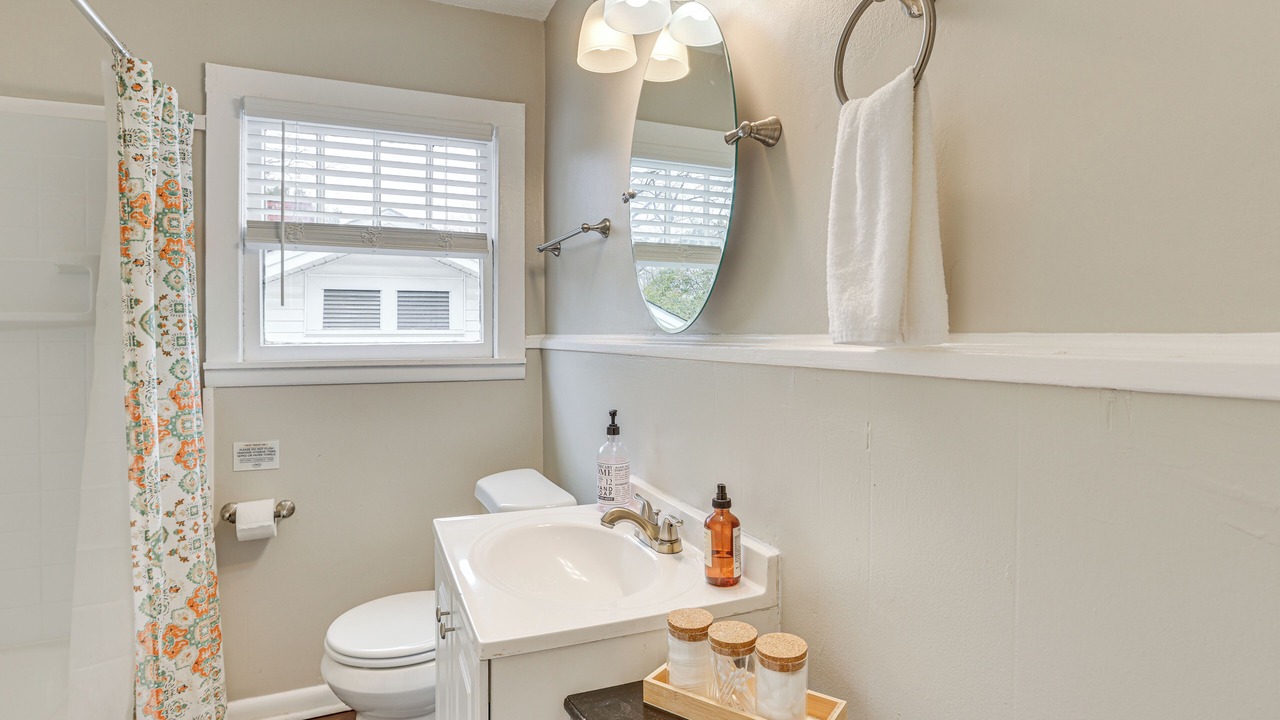 Photo of Bathroom in Crestline Heights