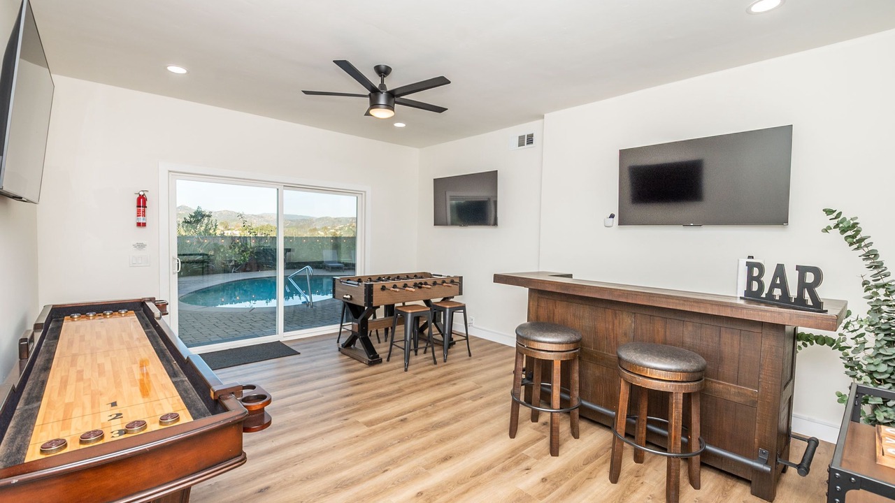 Photo of Bedroom in Central Escondido