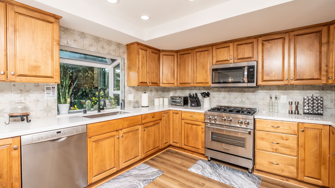 Photo of Kitchen in Central Escondido