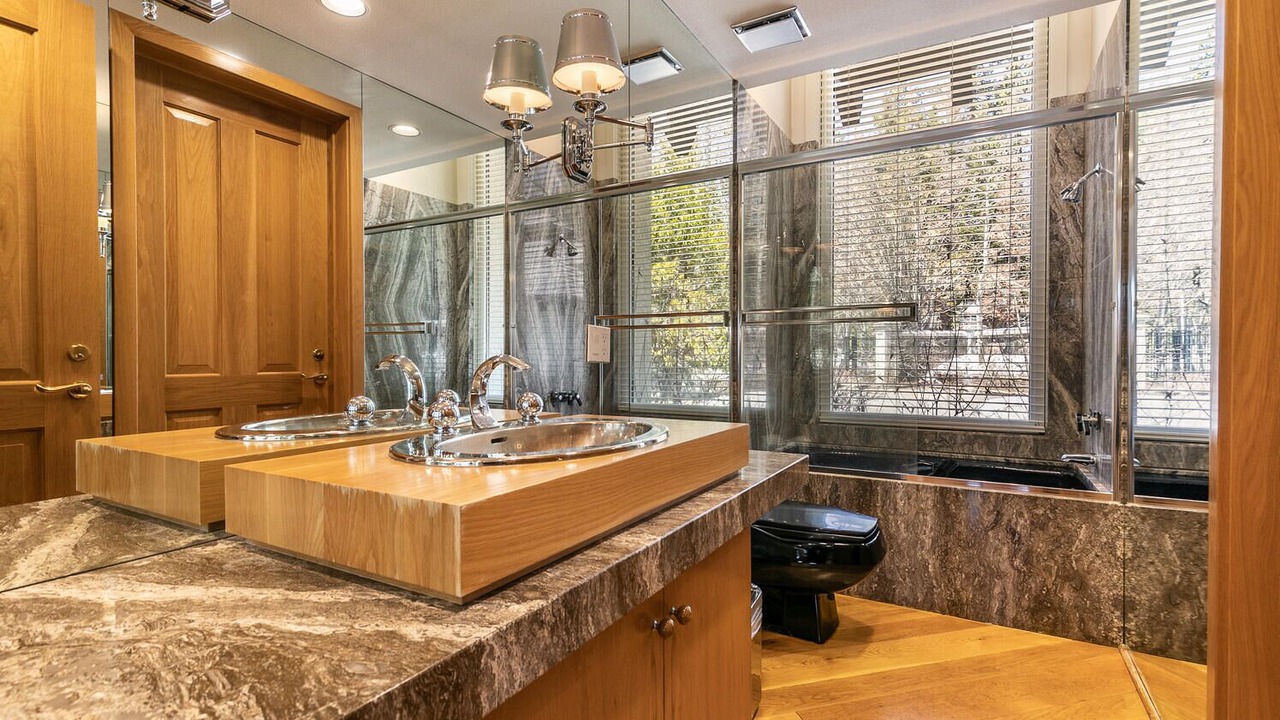 Photo of Bathroom in Tahoe Pines