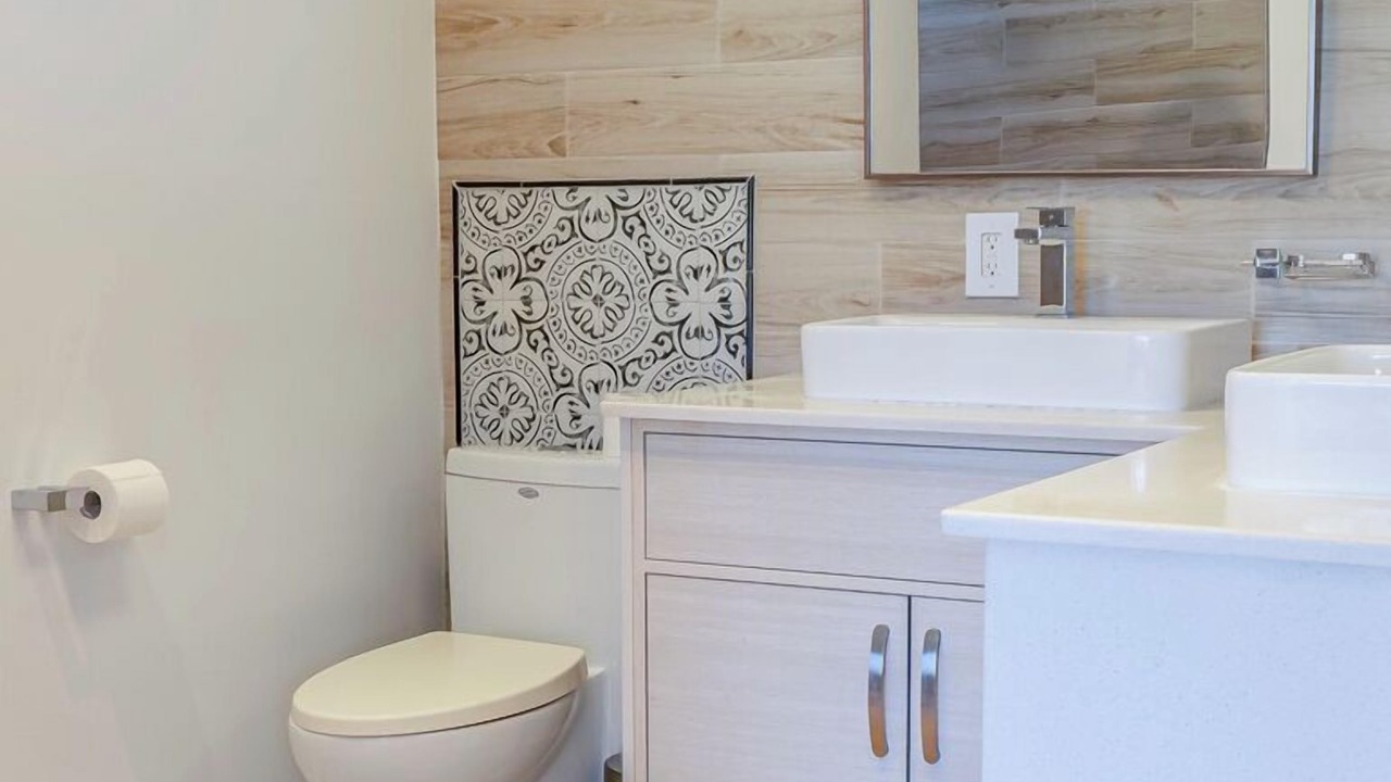 Photo of Bathroom in Sugar Loaf Settlement