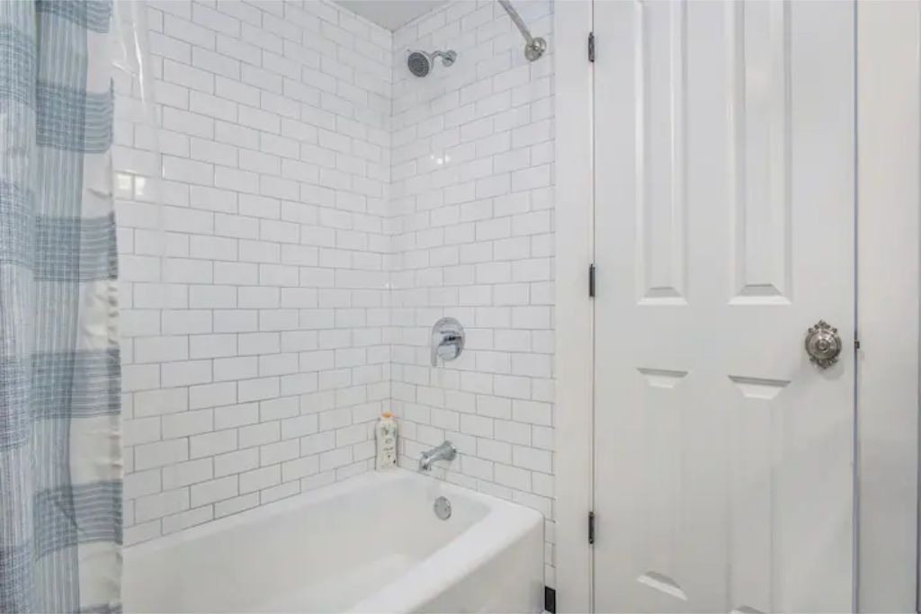 Photo of Bathroom in West Alameda