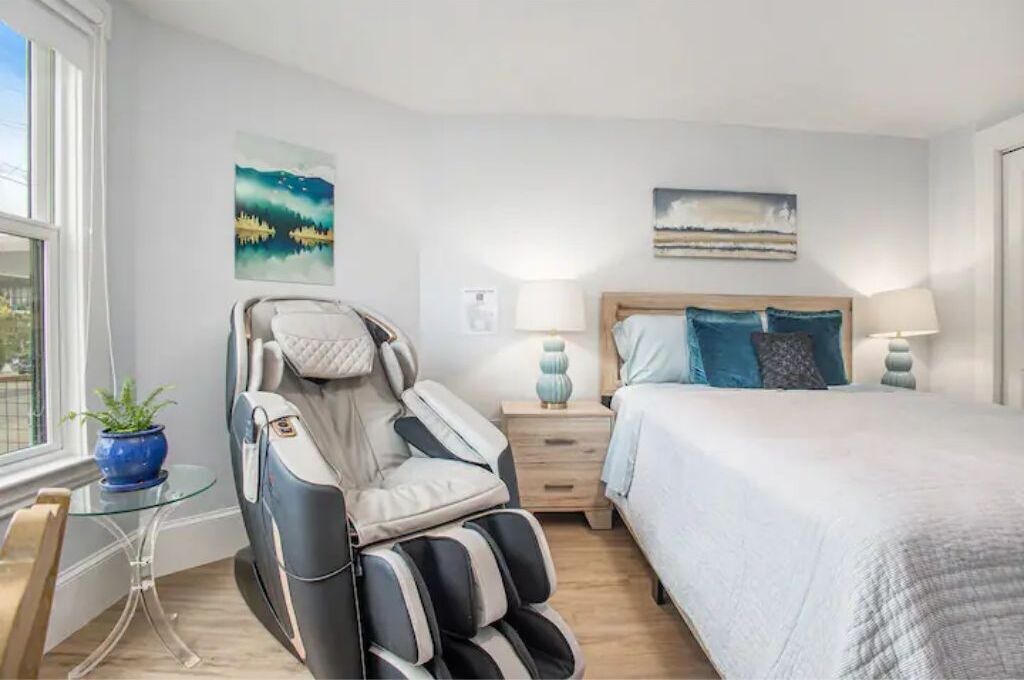 Photo of Bedroom in West Alameda