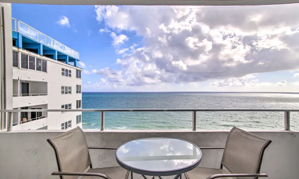 Photo of Patio Balcony in Galt Mile