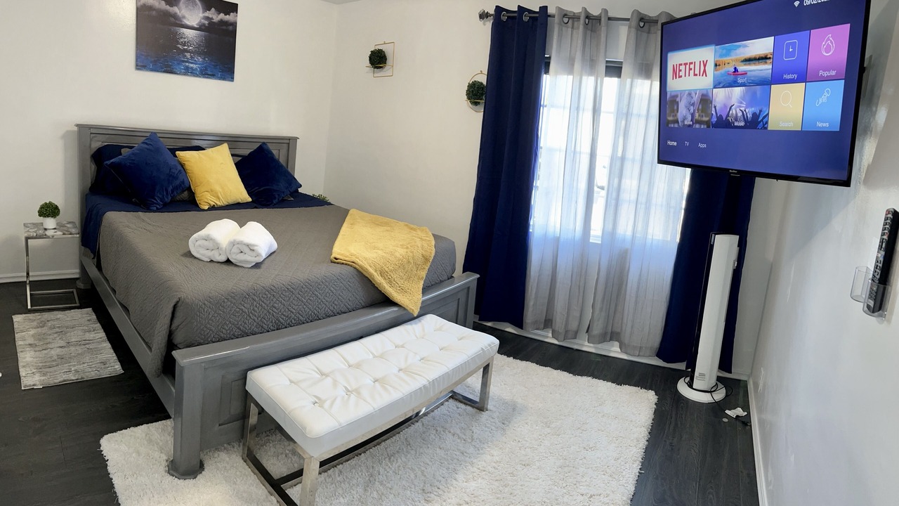 Photo of Bedroom in South Gate