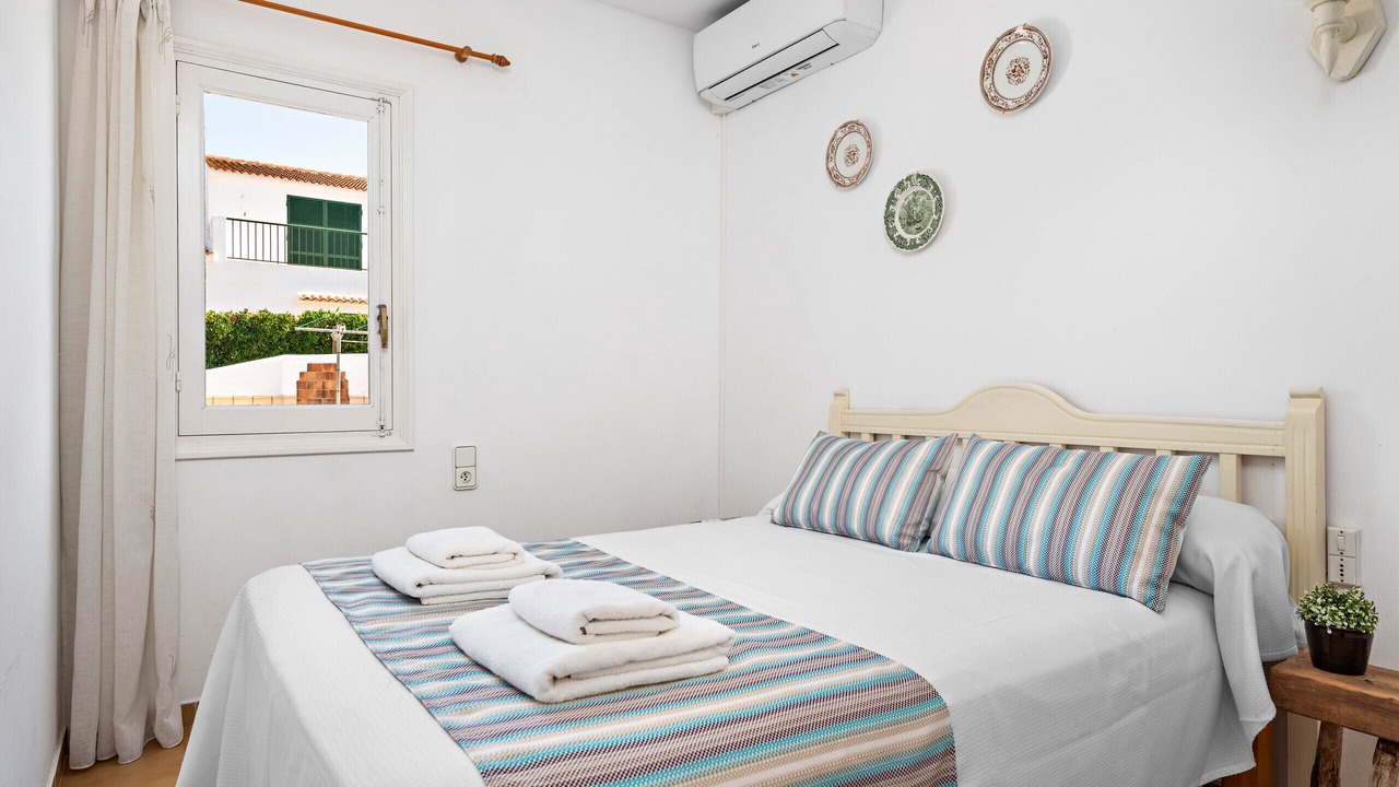 Photo of Bedroom in Cala en Blanes