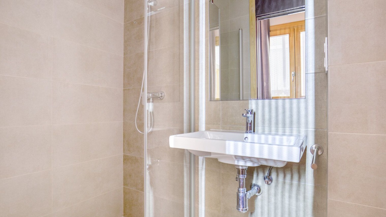 Photo of Bathroom in El Born