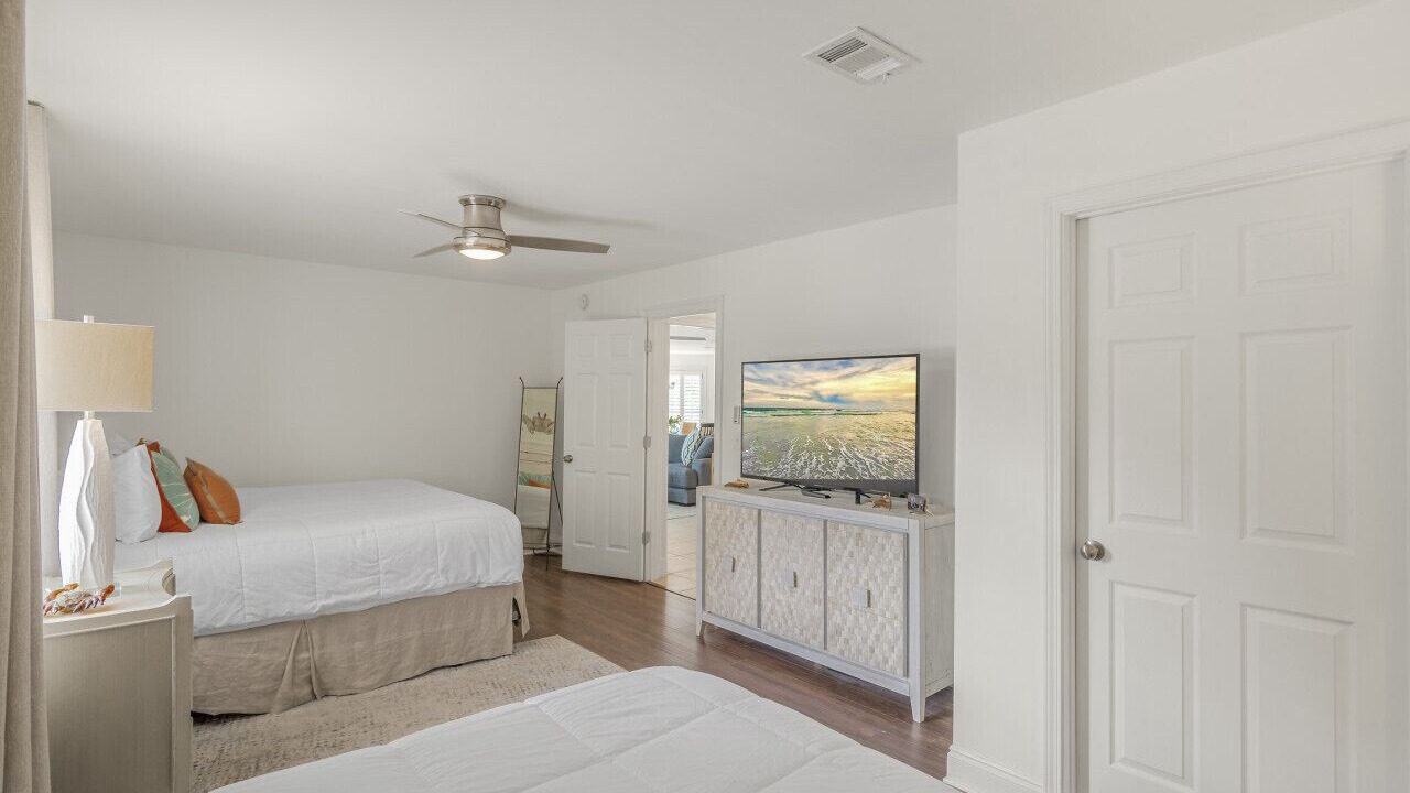 Photo of Bedroom in Gulf Pines