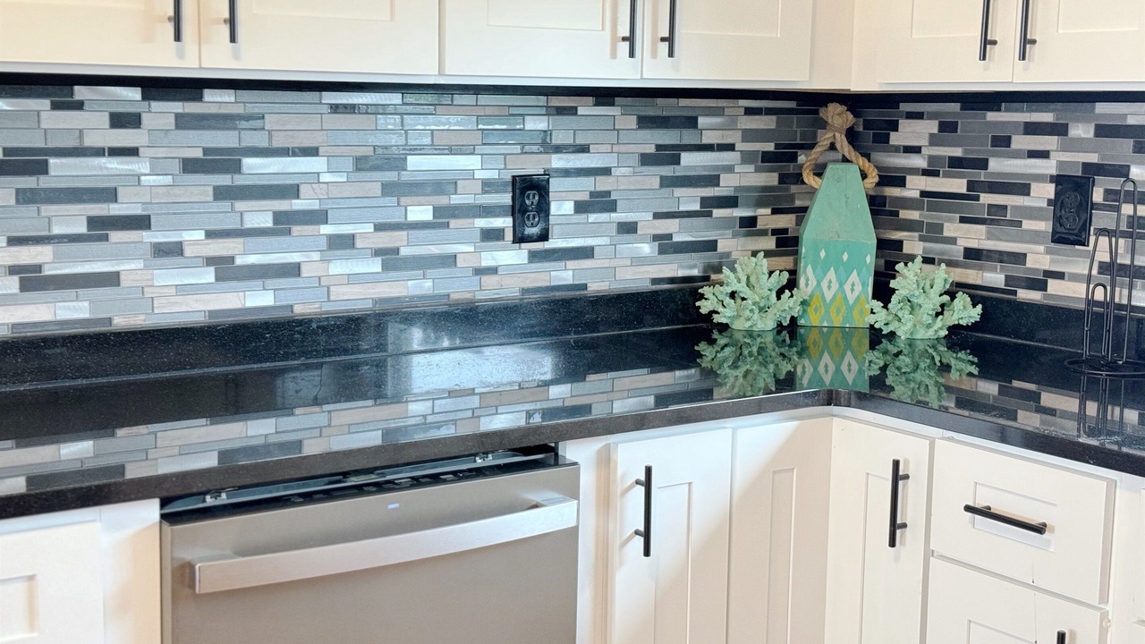 Photo of Kitchen in Sea Scape