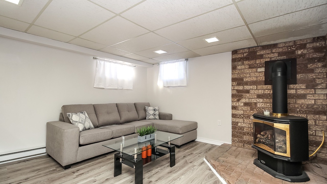 Photo of Livingroom in Oro-Medonte