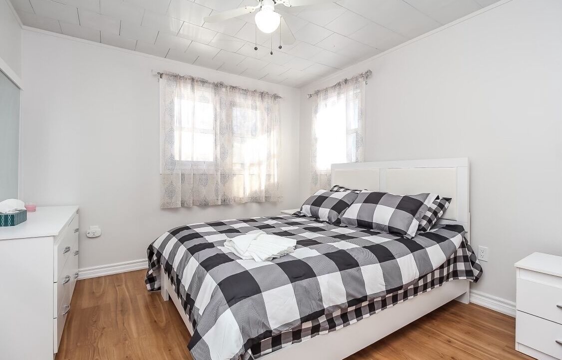 Photo of Bedroom in Oro-Medonte